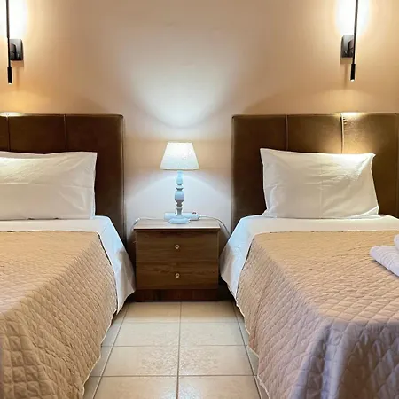 Petit House Under The Rocks