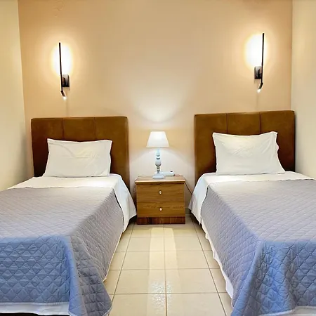 Apartment Petit House Under The Rocks Kalambaka