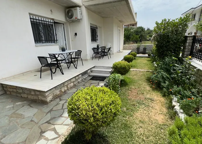 Lägenhet Petit House Under The Rocks *