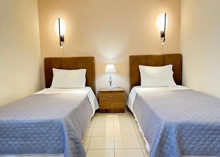 Lägenhet Petit House Under The Rocks Kalampaka