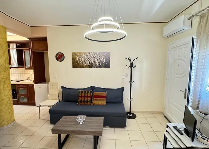 Petit House Under The Rocks Apartment Kalambaka